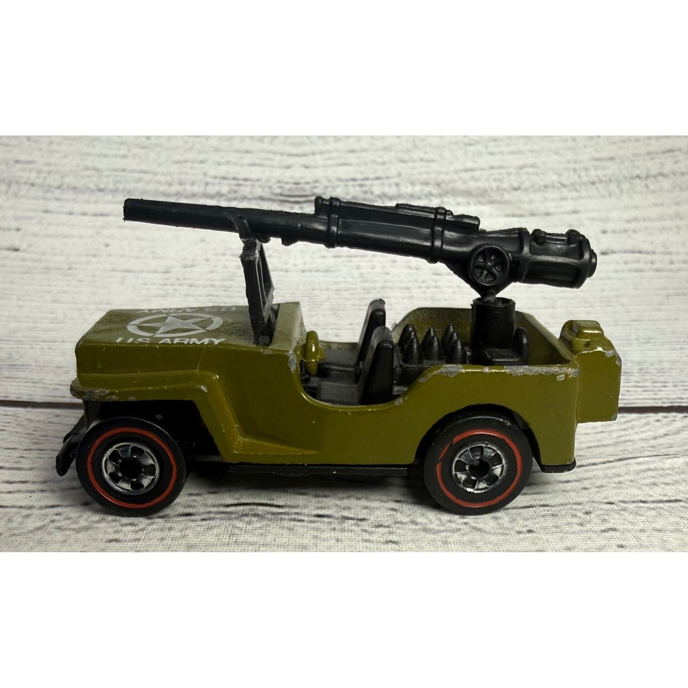 Hot Wheels Redline U.S. Army Jeep Gunslinger 1970 Olive Drab Green Hong Kong